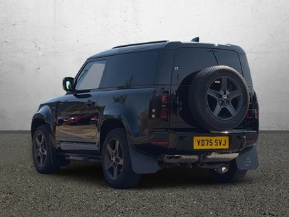 2025 (75) LAND ROVER COMMERCIAL DEFENDER 3.0 D250 Hard Top X-Dynamic SE Auto