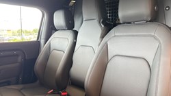 2025 (75) LAND ROVER COMMERCIAL DEFENDER 3.0 D250 Hard Top X-Dynamic SE Auto 5448379