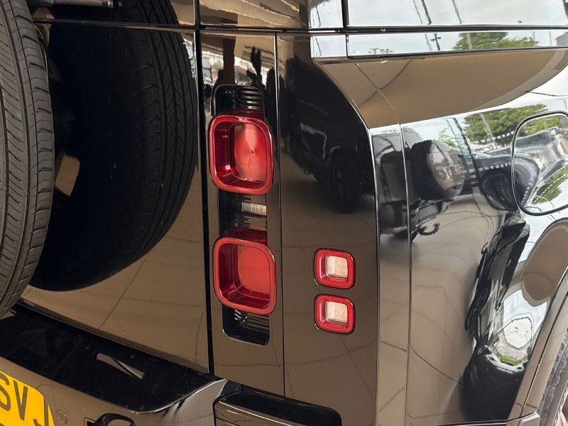2025 (75) LAND ROVER COMMERCIAL DEFENDER 3.0 D250 Hard Top X-Dynamic SE Auto 5448418