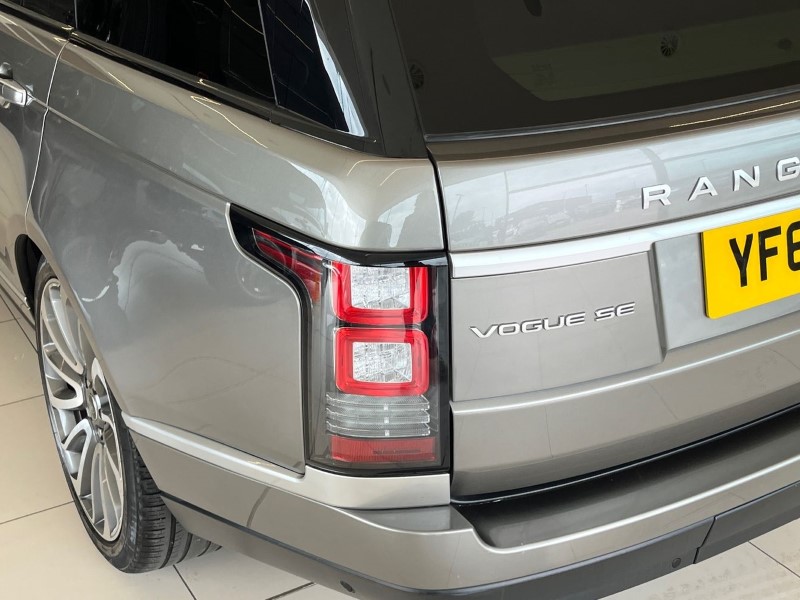 2017 (67) LAND ROVER RANGE ROVER 3.0 TDV6 Vogue SE 4dr Auto 5462655