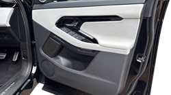 2023 (73) LAND ROVER RANGE ROVER EVOQUE 2.0 D200 Dynamic SE 5dr Auto 5565210