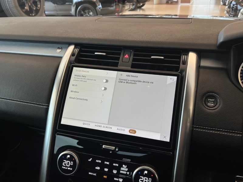2023 (23) LAND ROVER DISCOVERY 3.0 D300 R-Dynamic HSE 5dr Auto 5454129