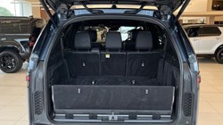 2023 (23) LAND ROVER DISCOVERY 3.0 D300 R-Dynamic HSE 5dr Auto 5454106
