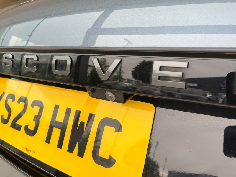 2023 (23) LAND ROVER DISCOVERY 3.0 D300 R-Dynamic HSE 5dr Auto 5454140