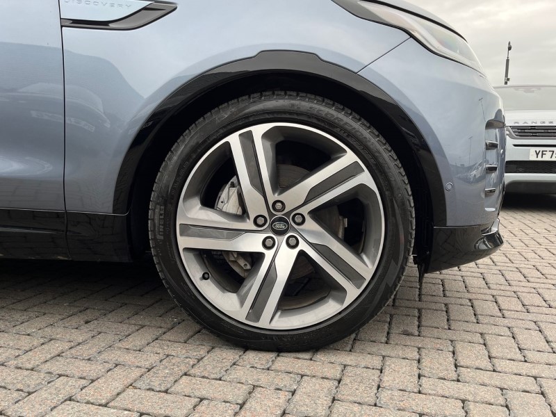 2023 (23) LAND ROVER DISCOVERY 3.0 D300 R-Dynamic HSE 5dr Auto 5454104