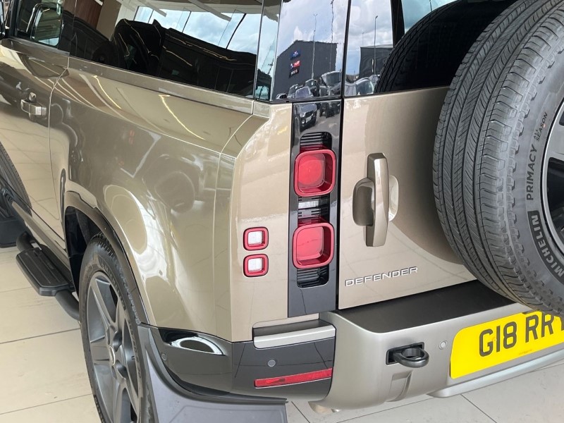2025 (25) LAND ROVER COMMERCIAL DEFENDER 3.0 D250 Hard Top X-Dynamic SE Auto 5462847