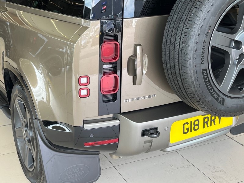 2025 (25) LAND ROVER COMMERCIAL DEFENDER 3.0 D250 Hard Top X-Dynamic SE Auto 5462846
