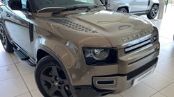 2025 (25) LAND ROVER COMMERCIAL DEFENDER 3.0 D250 Hard Top X-Dynamic SE Auto 5462816