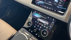 2018 (68) LAND ROVER RANGE ROVER VELAR 3.0 D300 R-Dynamic SE 5dr Auto 5470098