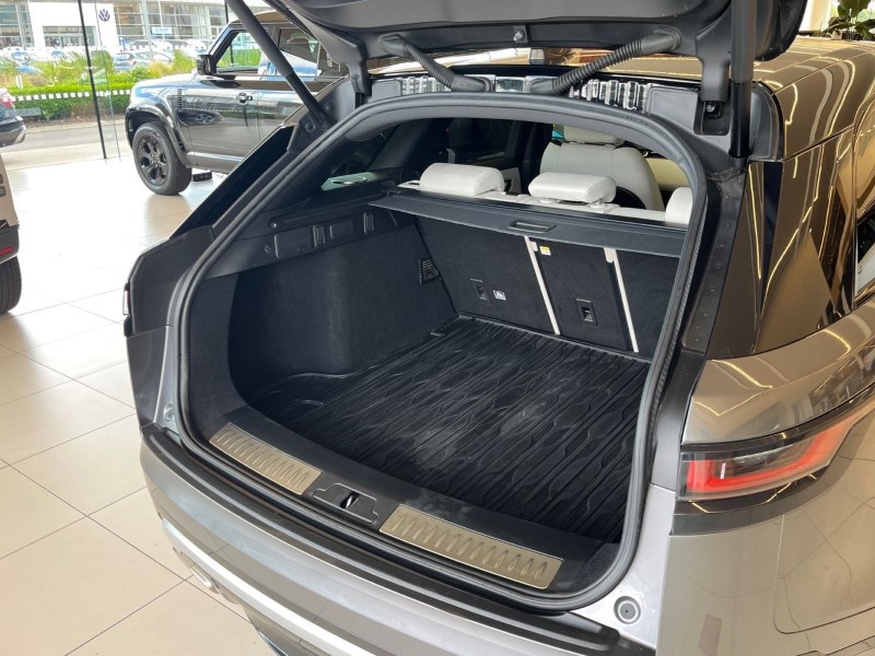 2018 (68) LAND ROVER RANGE ROVER VELAR 3.0 D300 R-Dynamic SE 5dr Auto 5470103