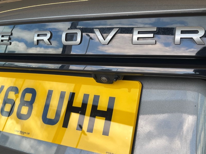 2018 (68) LAND ROVER RANGE ROVER VELAR 3.0 D300 R-Dynamic SE 5dr Auto 5470105