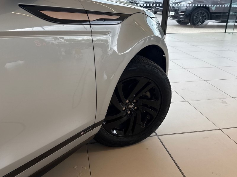 2021 (71) LAND ROVER RANGE ROVER EVOQUE 2.0 D165 R-Dynamic SE 5dr Auto 5472850