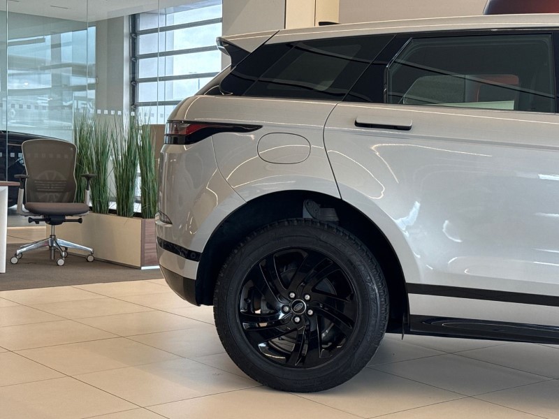 2021 (71) LAND ROVER RANGE ROVER EVOQUE 2.0 D165 R-Dynamic SE 5dr Auto 5472854