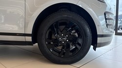 2021 (71) LAND ROVER RANGE ROVER EVOQUE 2.0 D165 R-Dynamic SE 5dr Auto 5472811
