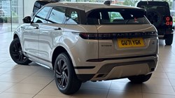 2021 (71) LAND ROVER RANGE ROVER EVOQUE 2.0 D165 R-Dynamic SE 5dr Auto 5472855