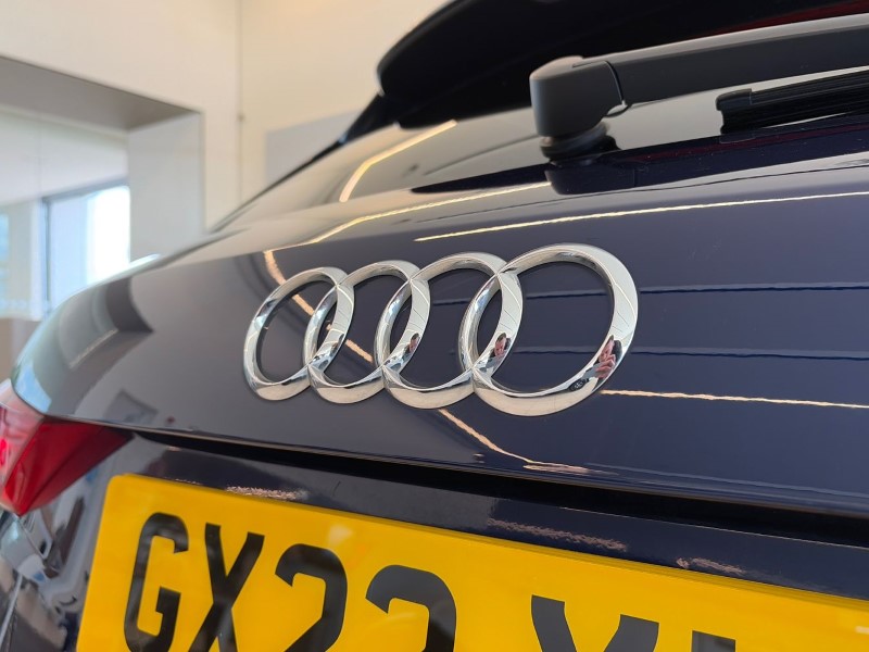 2022 (22) AUDI Q3 35 TFSI S Line 5dr S Tronic 5495456