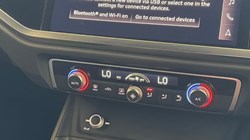 2022 (22) AUDI Q3 35 TFSI S Line 5dr S Tronic 5495447