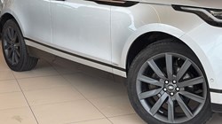 2019 (69) LAND ROVER RANGE ROVER VELAR 2.0 D240 R-Dynamic HSE 5dr Auto 5483798