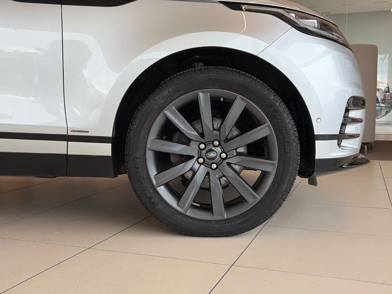 2019 (69) LAND ROVER RANGE ROVER VELAR 2.0 D240 R-Dynamic HSE 5dr Auto 5483759