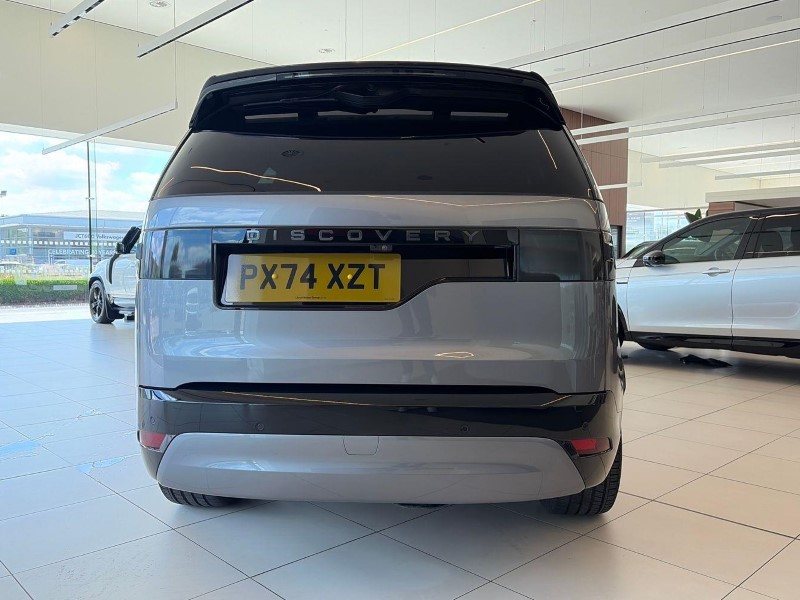 2024 (74) LAND ROVER DISCOVERY 3.0 D300 Dynamic SE 5dr Auto 5541502