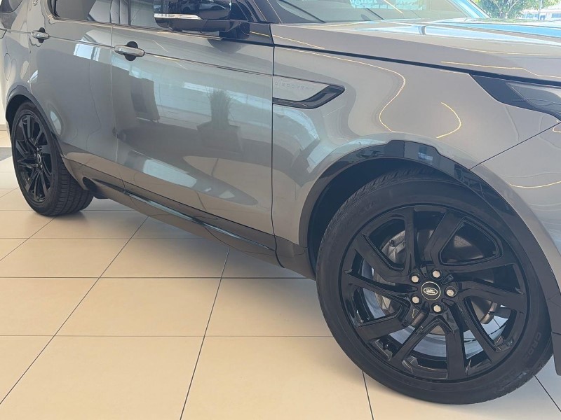2024 (74) LAND ROVER DISCOVERY 3.0 D300 Dynamic SE 5dr Auto 5541492