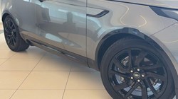 2024 (74) LAND ROVER DISCOVERY 3.0 D300 Dynamic SE 5dr Auto 5541492