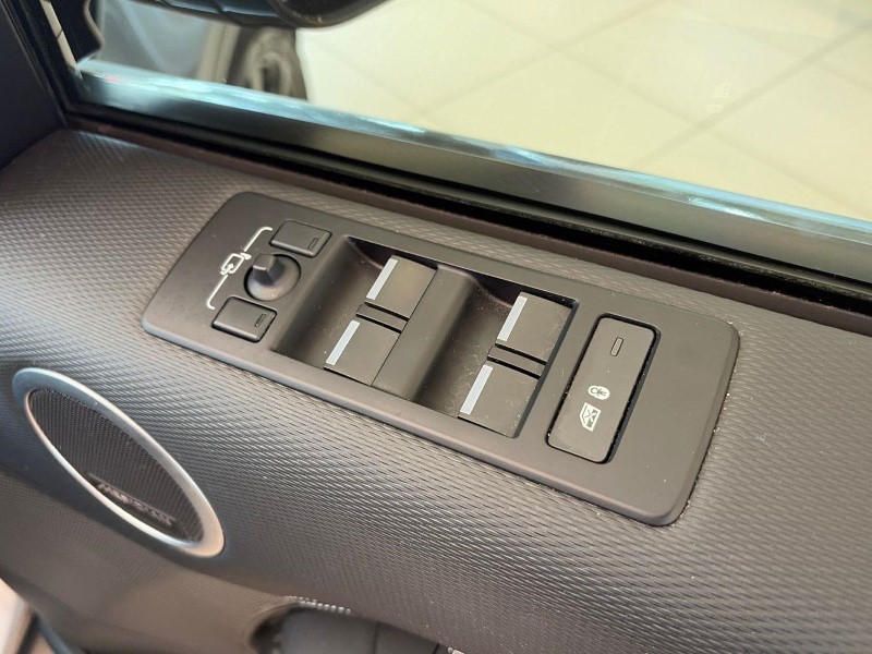2024 (74) LAND ROVER DISCOVERY 3.0 D300 Dynamic SE 5dr Auto 5541469