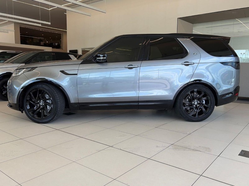 2024 (74) LAND ROVER DISCOVERY 3.0 D300 Dynamic SE 5dr Auto 5541501