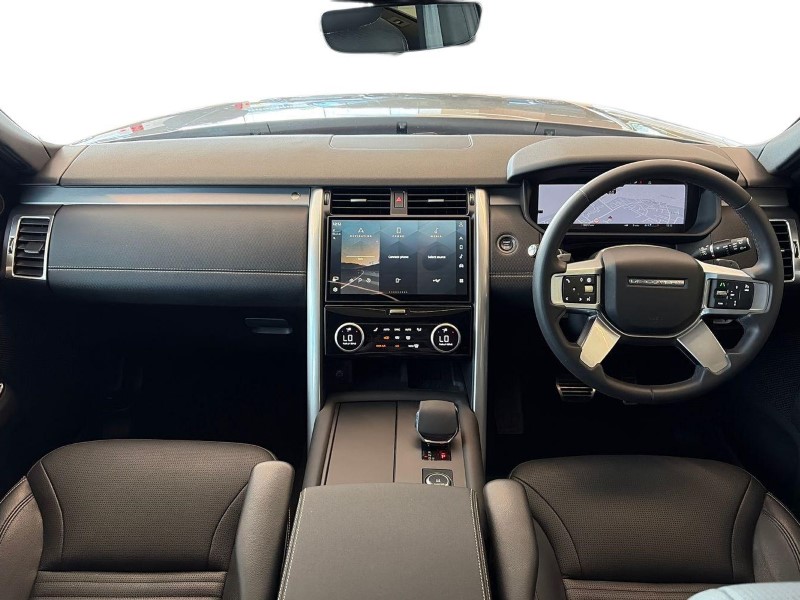 2024 (74) LAND ROVER DISCOVERY 3.0 D300 Dynamic SE 5dr Auto 5541454