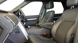 2024 (74) LAND ROVER DISCOVERY 3.0 D300 Dynamic SE 5dr Auto 5541448