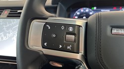 2025 (25) LAND ROVER DISCOVERY 3.0 D350 Metropolitan Edition 5dr Auto 5522095