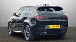 2024 (24) LAND ROVER RANGE ROVER SPORT 3.0 P460e Dynamic SE 5dr Auto 1