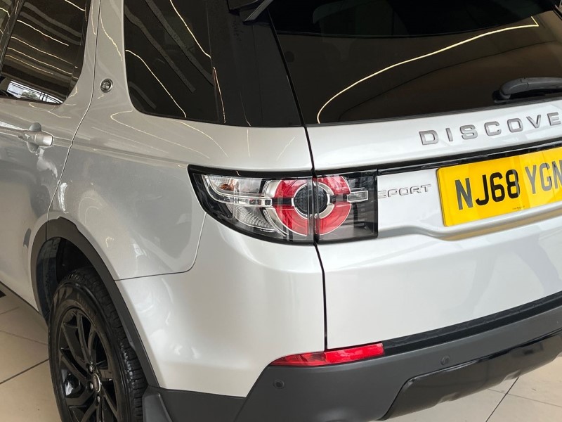 2018 (68) LAND ROVER DISCOVERY SPORT 2.0 TD4 180 SE Tech 5dr Auto 5503421
