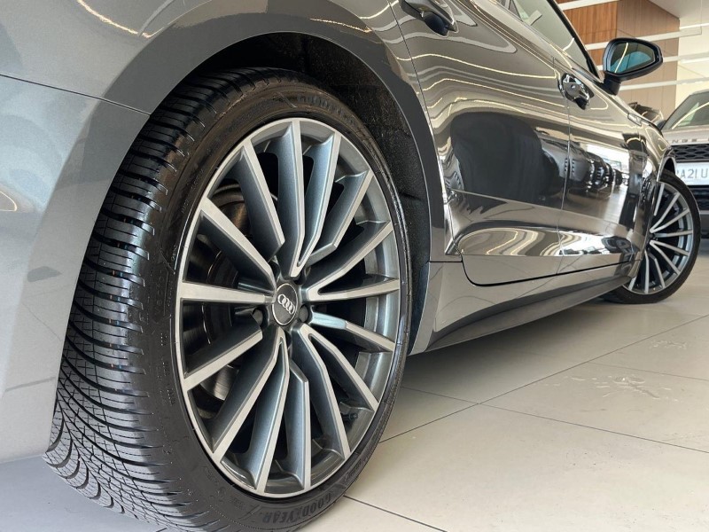 2019 (19) AUDI A5 40 TDI Quattro S Line 5dr S Tronic 5528879