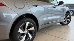 2024 (74) JAGUAR F-PACE 2.0 P400e R-Dynamic HSE Black 90th Anniv 5dr Auto 5500094
