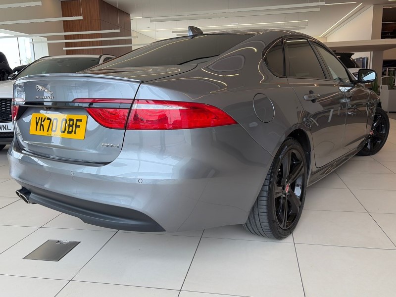 2020 (70) JAGUAR XF 2.0d [180] Chequered Flag 4dr Auto 5513456