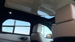 2021 (21) LAND ROVER RANGE ROVER VELAR 2.0 D200 R-Dynamic SE 5dr Auto 5552728