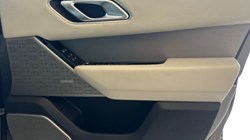 2021 (21) LAND ROVER RANGE ROVER VELAR 2.0 D200 R-Dynamic SE 5dr Auto 5552729