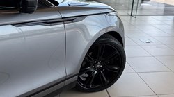 2021 (21) LAND ROVER RANGE ROVER VELAR 2.0 D200 R-Dynamic SE 5dr Auto 5552755