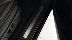 2021 (21) LAND ROVER DISCOVERY 3.0 D300 R-Dynamic SE 5dr Auto 5507876