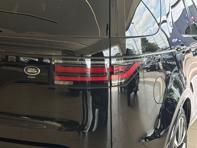 2021 (21) LAND ROVER DISCOVERY 3.0 D300 R-Dynamic SE 5dr Auto 5507885