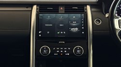 2021 (21) LAND ROVER DISCOVERY 3.0 D300 R-Dynamic SE 5dr Auto 5507852