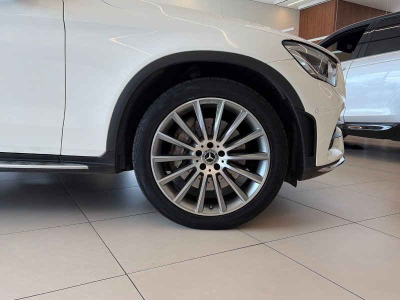 2021 (71) MERCEDES-BENZ GLC COUPE GLC 300 4Matic AMG Line Premium 5dr 9G-Tronic 5522500