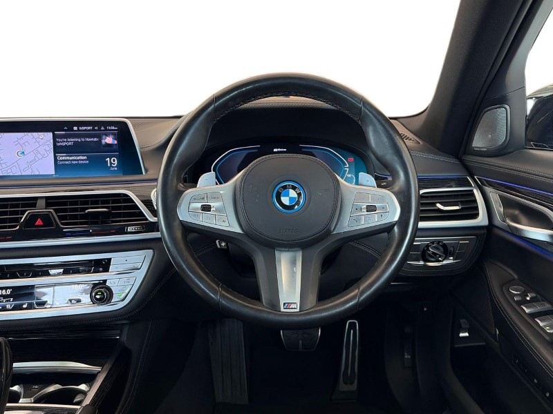 2022 (22) BMW 7 SERIES 745e M Sport 4dr Auto 5527757