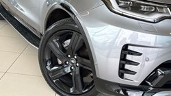 2023 (23) LAND ROVER DISCOVERY 3.0 D300 R-Dynamic HSE 5dr Auto 5557421