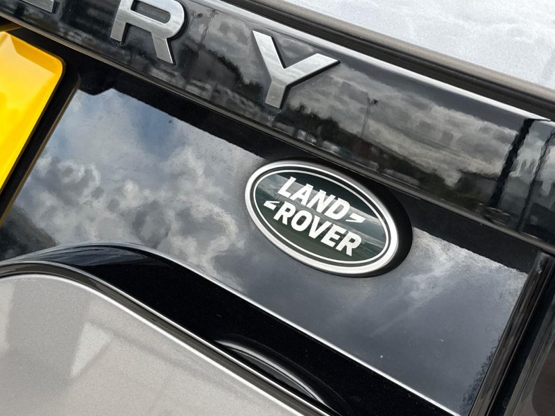 2023 (23) LAND ROVER DISCOVERY 3.0 D300 R-Dynamic HSE 5dr Auto 5557424