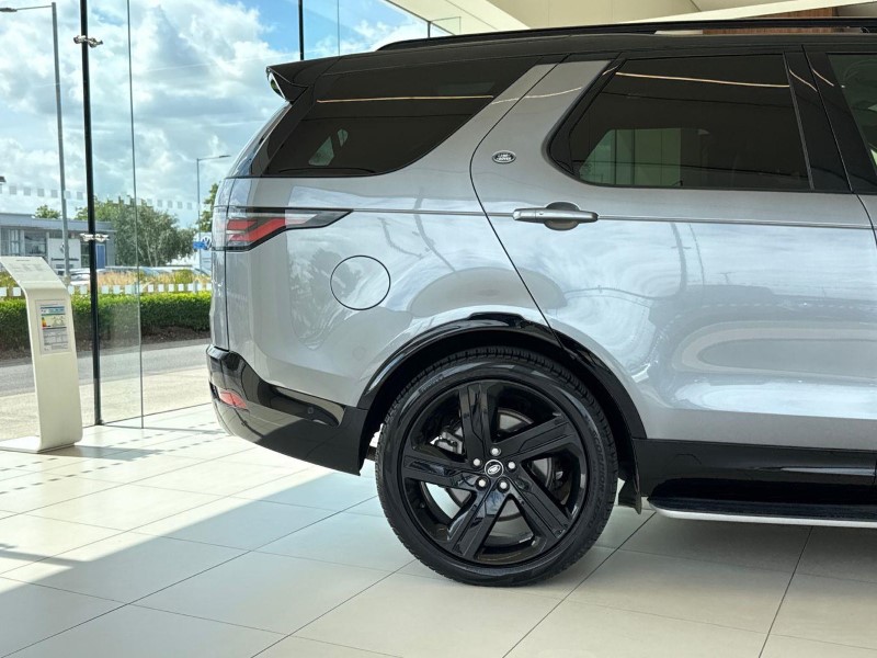 2023 (23) LAND ROVER DISCOVERY 3.0 D300 R-Dynamic HSE 5dr Auto 5557433