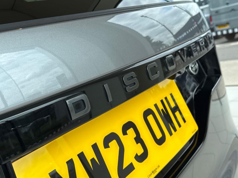 2023 (23) LAND ROVER DISCOVERY 3.0 D300 R-Dynamic HSE 5dr Auto 5557425
