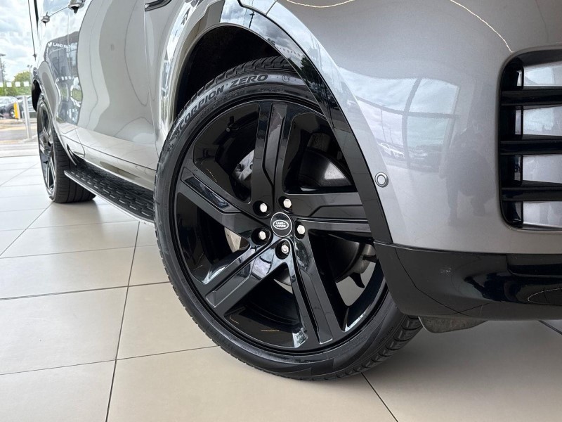 2023 (23) LAND ROVER DISCOVERY 3.0 D300 R-Dynamic HSE 5dr Auto 5557423