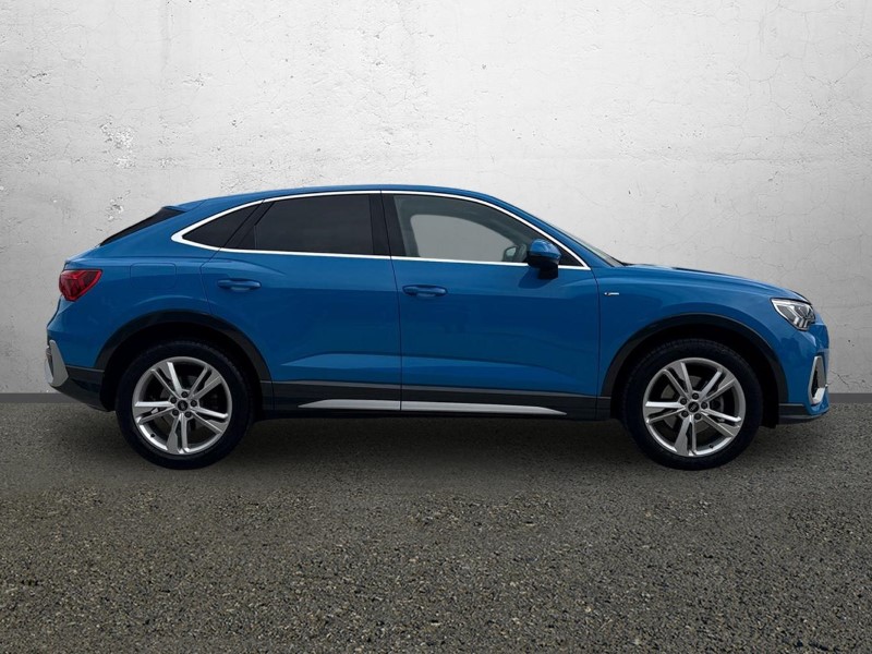 2022 (72) AUDI Q3 35 TFSI S Line 5dr S Tronic 5514957